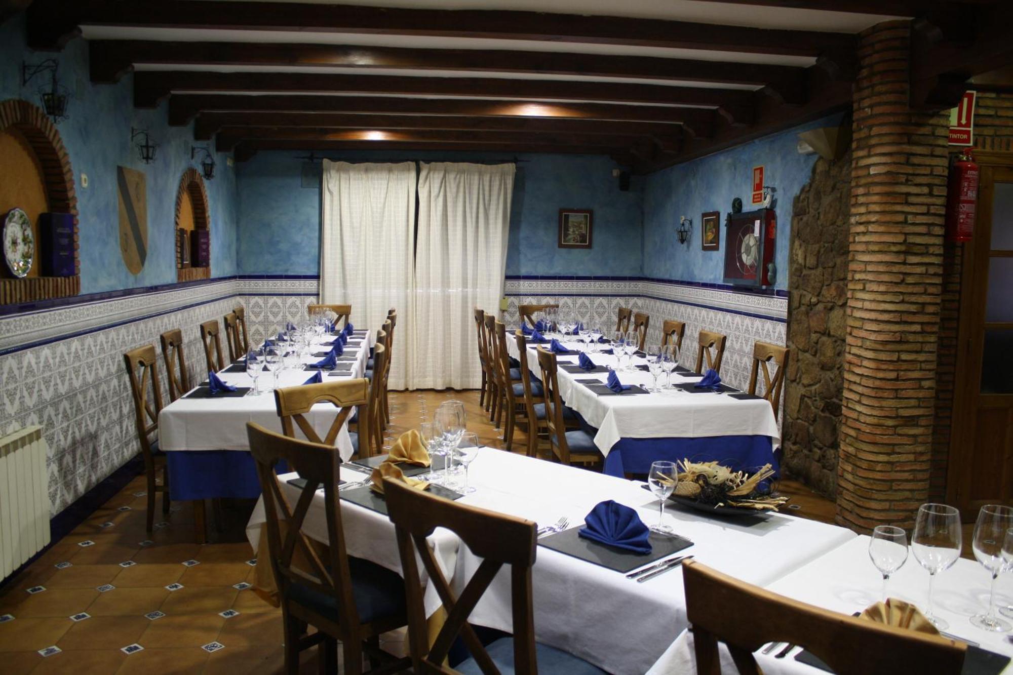 Hotel Carvajal Torrejón el Rubio Extérieur photo