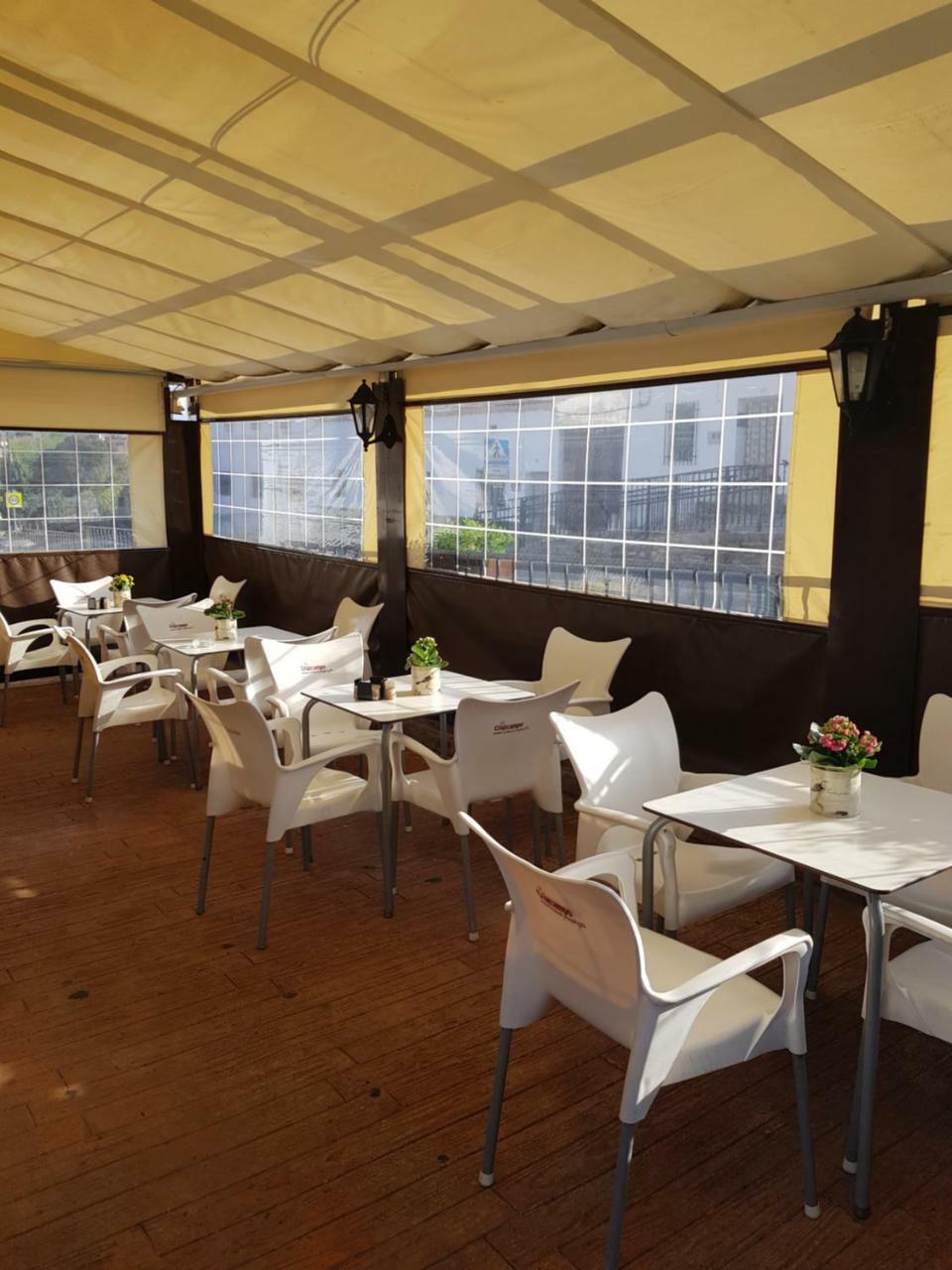 Hotel Carvajal Torrejón el Rubio Extérieur photo
